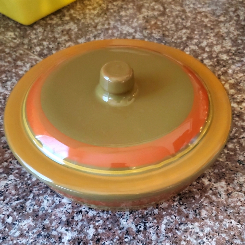 Harry and David Casserole Dish